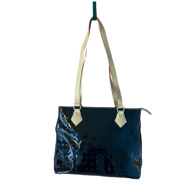 Arcadia Black Leather Zipper Double Handle Inner Pockets Shoulder Bag - Picture 2 of 8